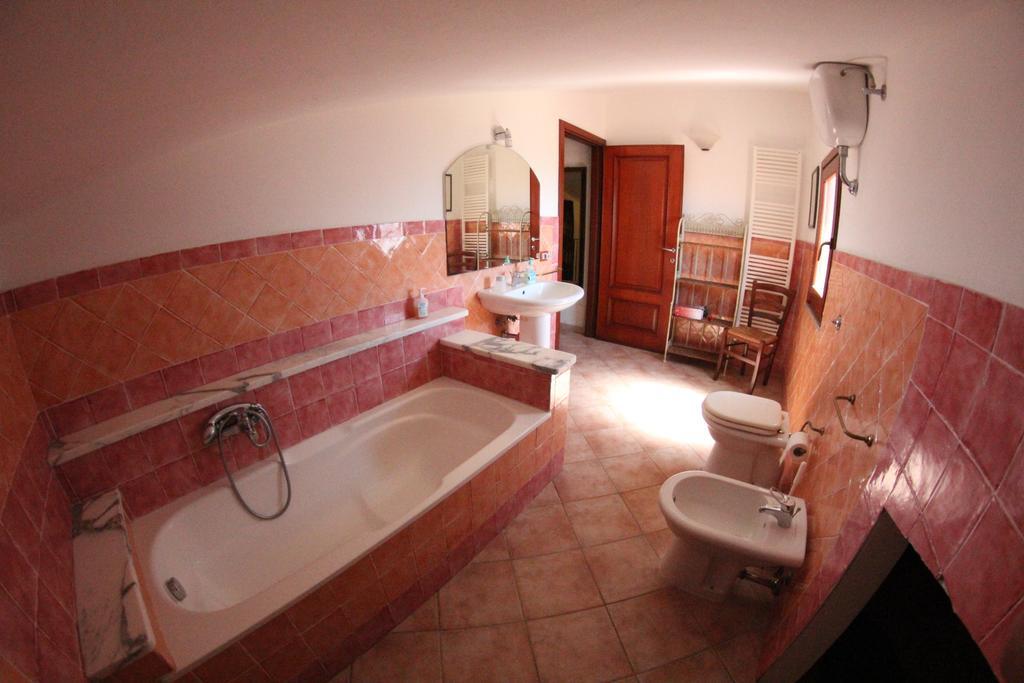 Nora Guesthouse Rooms And Villas Пула Номер фото
